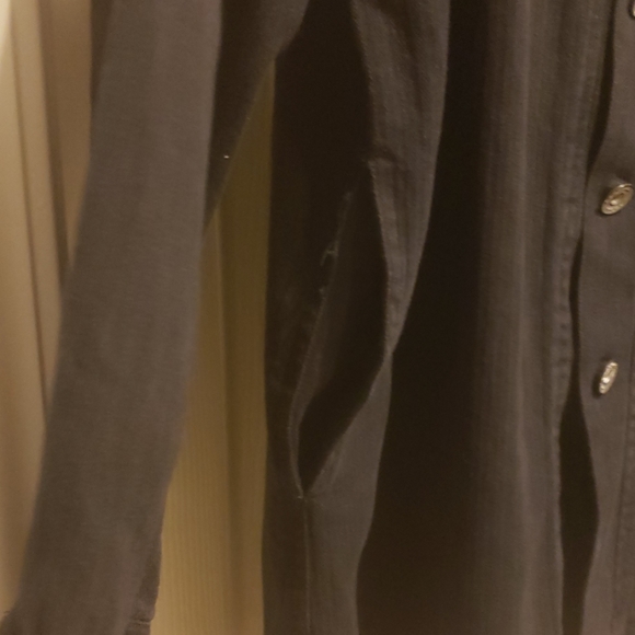 Black Jean Shirt Jacket with Arm Stitching - Picture 4 of 6